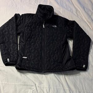 The North Face Black ECo thermoballer
Quilted Jacket. Size medium